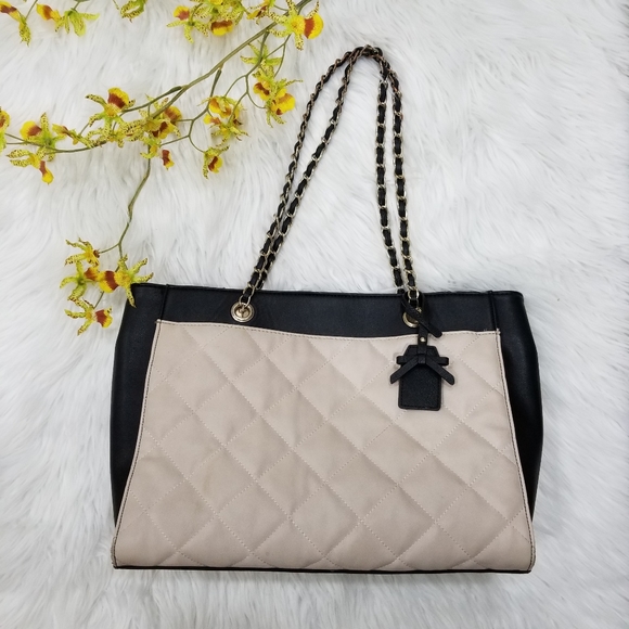 Kelly & Katie Handbags - KELLY & KATIE Black and Cream Shoulder Bag.